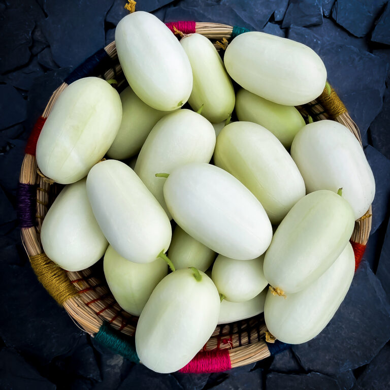 Cover Cucumber Dragons Egg